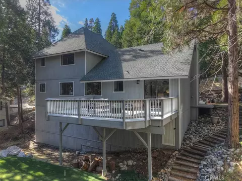 Exterior - 347 Birchwood, Lake Arrowhead, CA 92352 photo 11 of 11