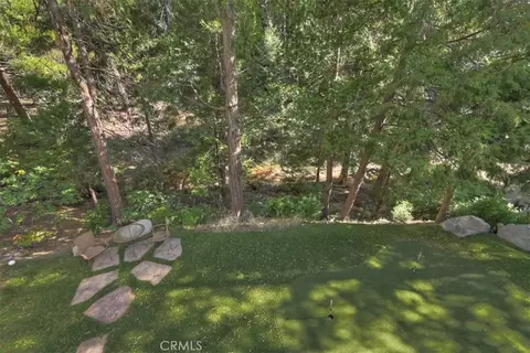 Exterior - 347 Birchwood, Lake Arrowhead, CA 92352 photo 5 of 11