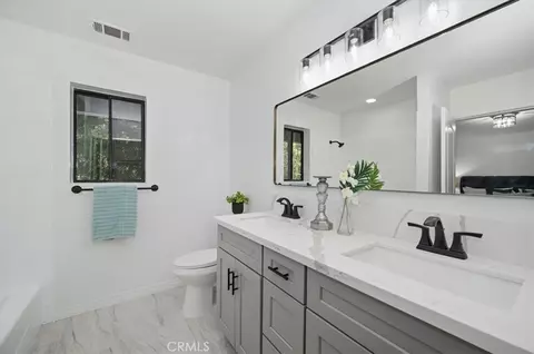 Bath - 347 Birchwood, Lake Arrowhead, CA 92352 photo 1 of 3