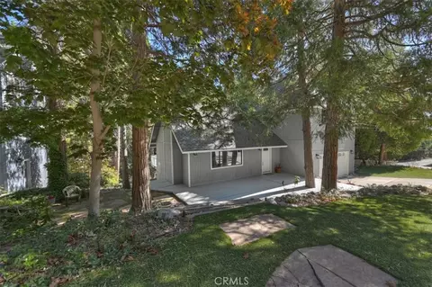 Exterior - 347 Birchwood, Lake Arrowhead, CA 92352 photo 10 of 11