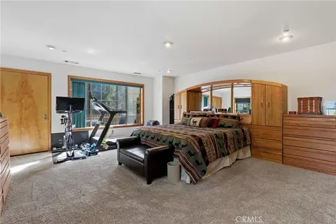 Bedroom - 103 Pine Rdg, Crestline, CA 92325 photo 5 of 9
