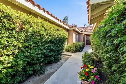200 Seville Cir, Palm Desert, CA 92260