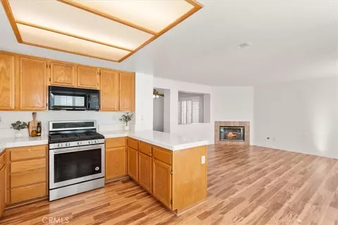 Kitchen - 17987 Spring View Ct, Riverside, CA 92503 photo 4 of 5