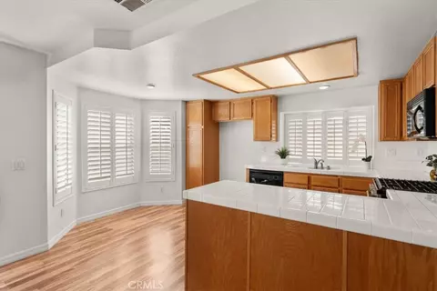 Kitchen - 17987 Spring View Ct, Riverside, CA 92503 photo 2 of 5