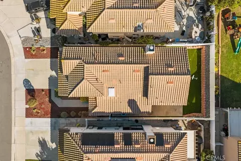 View/Area - 17987 Spring View Ct, Riverside, CA 92503 photo 5 of 7