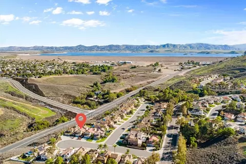 View/Area - 17987 Spring View Ct, Riverside, CA 92503 photo 7 of 7