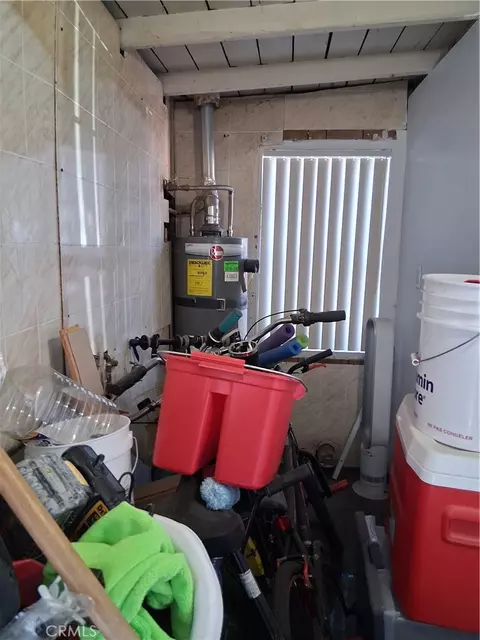 Other - 270 E Heath Ln, Long Beach, CA 90805 photo 7 of 9