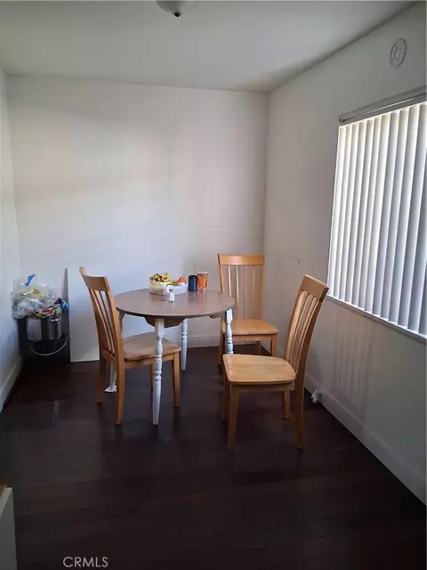 Dining - 270 E Heath Ln, Long Beach, CA 90805 photo 1 of 1