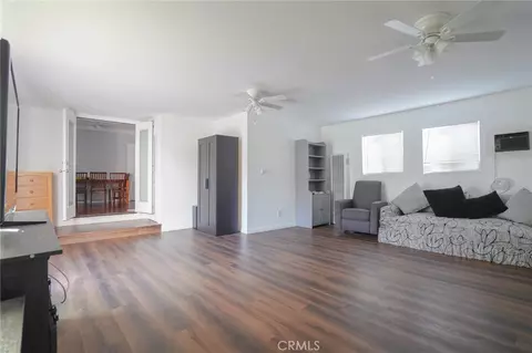 Living - 404 Poinsettia, Compton, CA 90221 photo 3 of 6