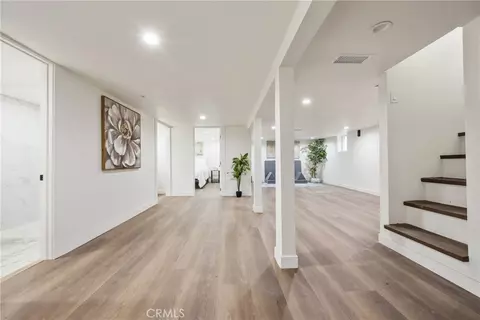 1550 W 70th St, Los Angeles, CA 90047