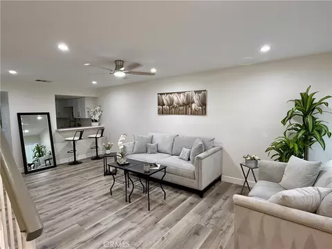 810 W Compton Blvd #7, Compton, CA 90220