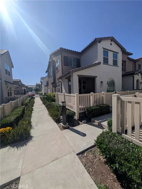 3956 Lavine Way Apt 114 St, Corona, CA 92883