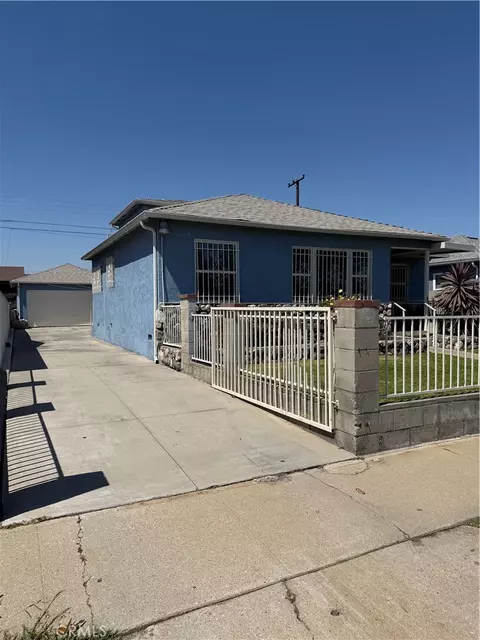 1705 W Arbutus, Compton, CA 90220 photo 2