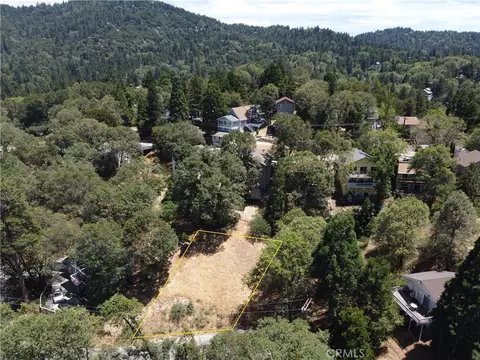 338 Davos Dr, Crestline, CA 92325 photo 6