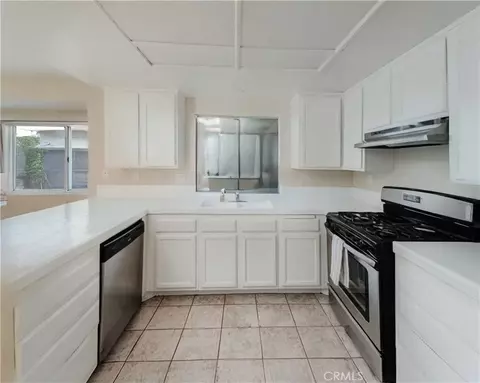 37928 50th St E, Palmdale, CA 93552 photo 4