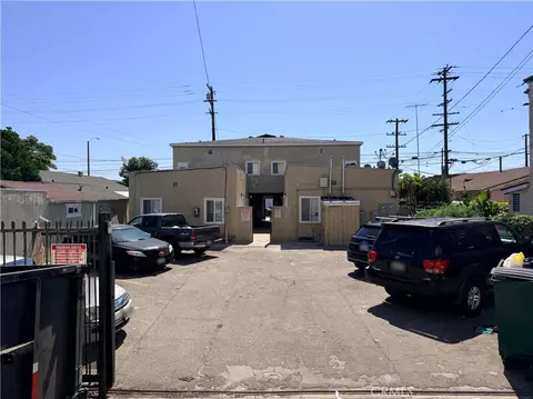 1323 Walnut Ave, Long Beach, CA 90813 photo 2