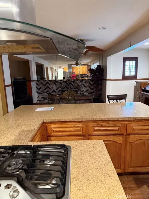 Kitchen - 412 E Cassidy, Carson, CA 90746 photo 1 of 4