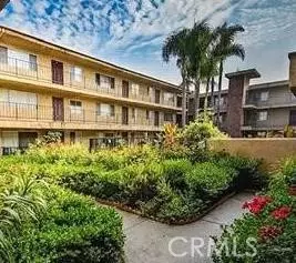 8505 Columbus Ave #315, North Hills, CA 91343