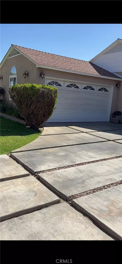 11703 Wilkie, Hawthorne, CA 90250