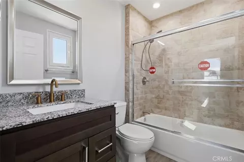 Bath - 1512 E 125th, Compton, CA 90222 photo 1 of 2