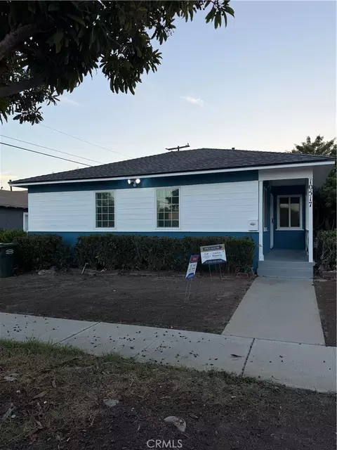 10517 Cimarron, Los Angeles, CA 90047