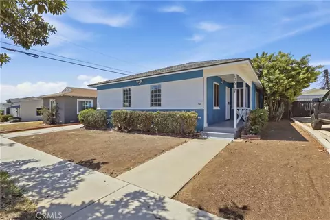 10517 Cimarron, Los Angeles, CA 90047