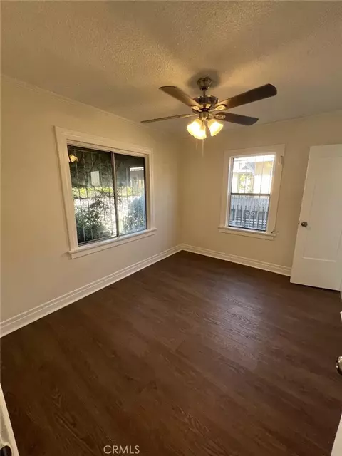 1110 W 92nd St, Los Angeles, CA 90044