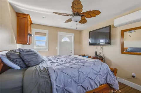 Bedroom - 2151 E Spaulding Ct, Long Beach, CA 90804 photo 4 of 7