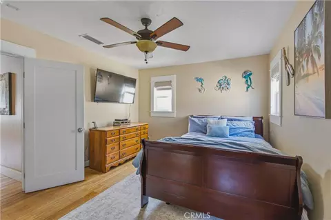 Bedroom - 2151 E Spaulding Ct, Long Beach, CA 90804 photo 2 of 7
