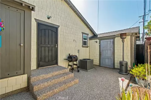 Exterior - 2151 E Spaulding Ct, Long Beach, CA 90804 photo 5 of 7
