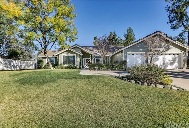 1175 Bradley St, Riverside, CA 92506 photo 1