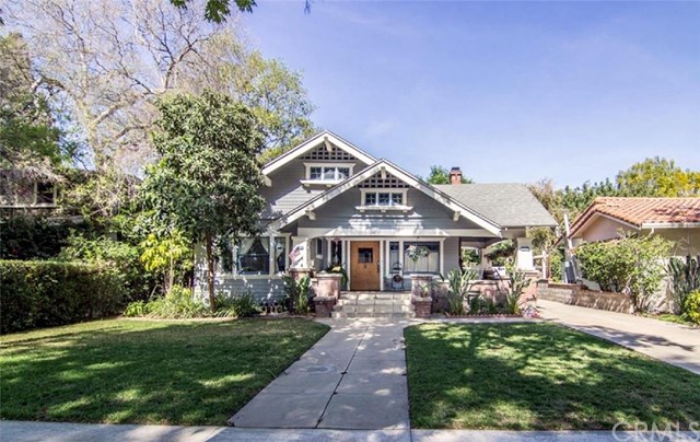 4425 4th St, Riverside, CA 92501 photo 1