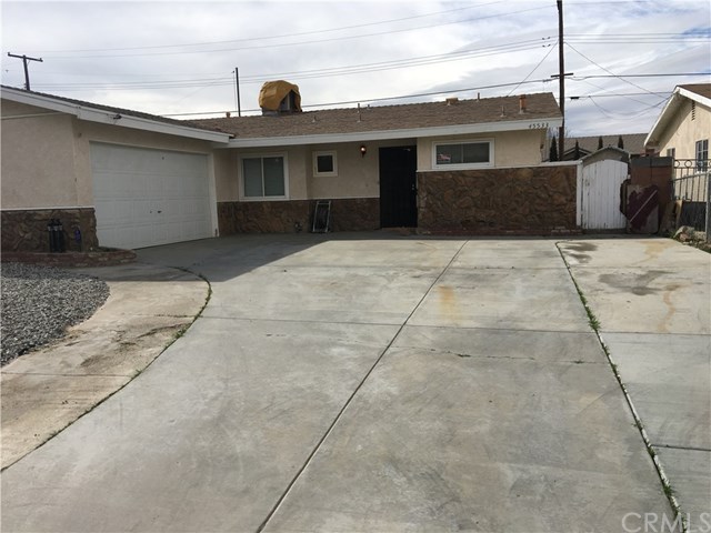 45533 3rd St E, Lancaster, CA 93535 photo 1