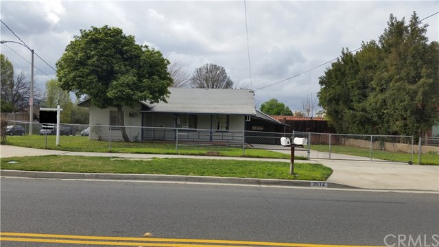 3572 Harrison St, Riverside, CA 92503 photo 1