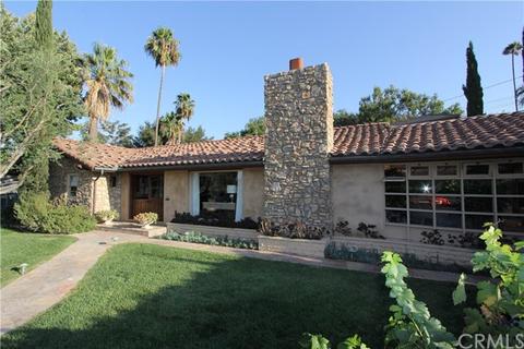 4927 Rockledge Dr, Riverside, CA 92506 photo 1