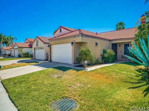 541 Cherry Vista Dr, Perris, CA 92571 photo 1