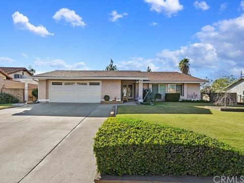 6743 Rycroft Dr, Riverside, CA 92506 photo 1
