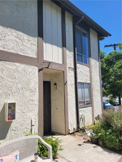 4720 Knickerbocker Ln, Riverside, CA 92501 photo 1