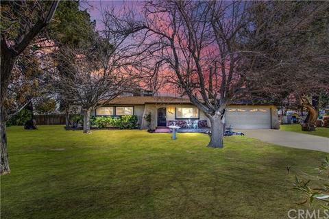 7985 11th Ave, Hesperia, CA 92345 photo 1