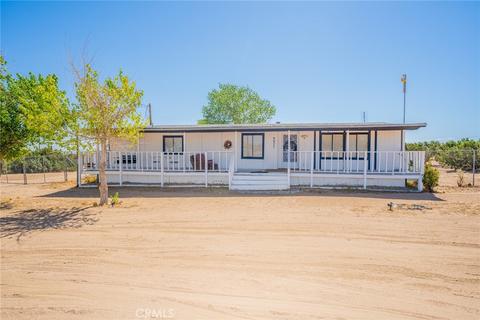 9627 Eaby Rd, Phelan, CA 92371 photo 1