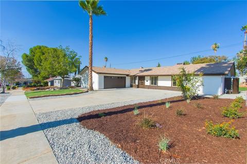343 Arrowview Dr, Redlands, CA 92373 photo 1