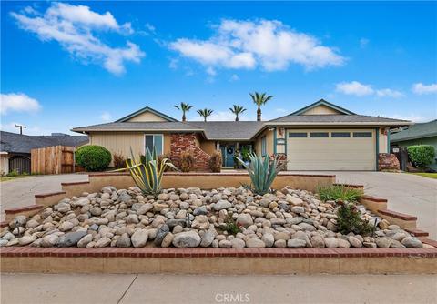 27450 Stratford St, Highland, CA 92346 photo 1