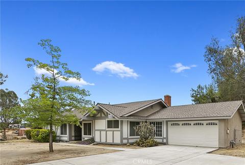 17650 Conestoga Rd, Perris, CA 92570 photo 1