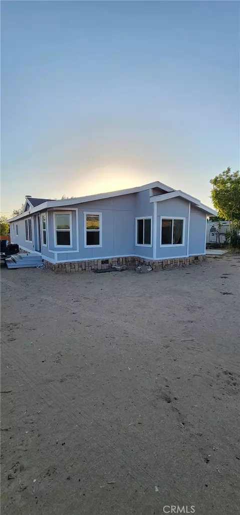 19142 Private Ln, Oro Grande, CA 92368