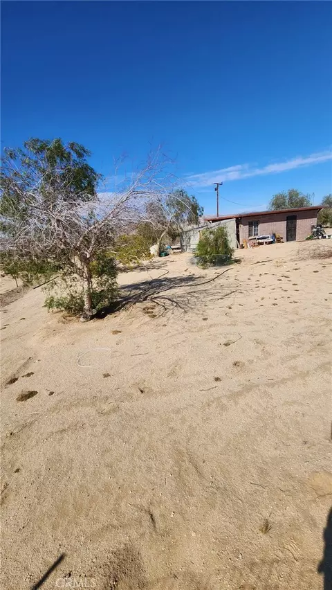 67826 Daisy, Twentynine Palms, CA 92277