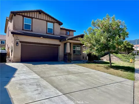 17633 Chervil Ln, San Bernardino, CA 92407