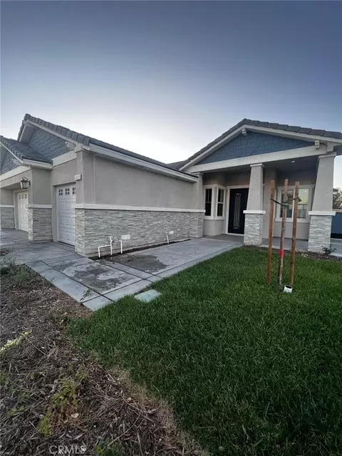 6432 N Mount Mckinley Way, San Bernardino, CA 92407