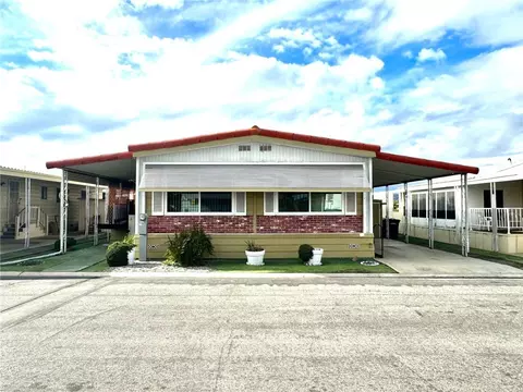 1895 W Devonshire Ave #69, Hemet, CA 92545