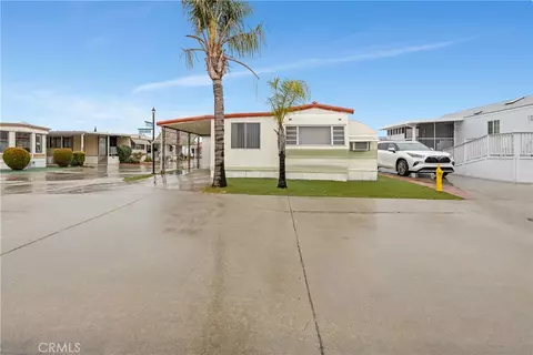 1330 Country Club Dr, San Jacinto, CA 92583