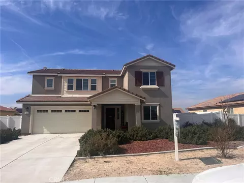 154 Snowberry Ct, San Jacinto, CA 92583